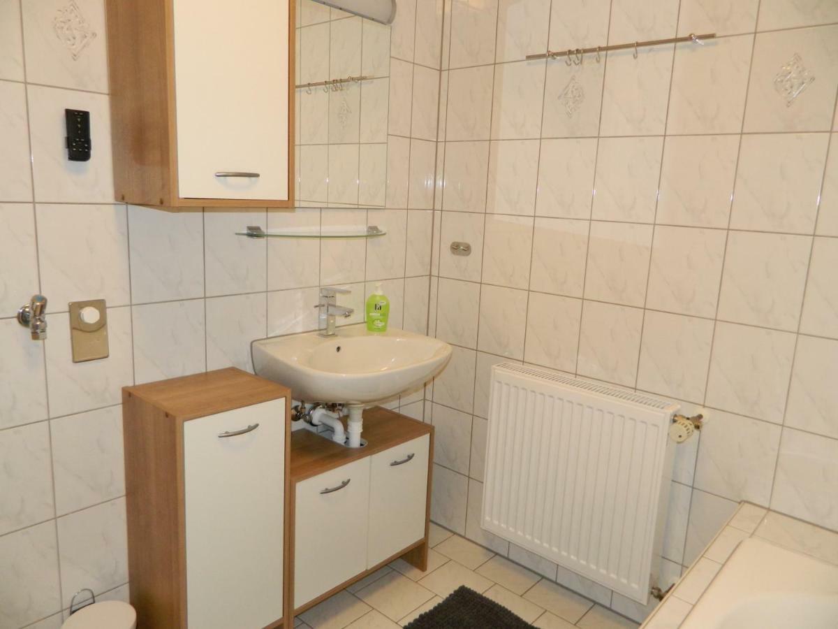 Unter Den Linden Apartment Halbe Ngoại thất bức ảnh