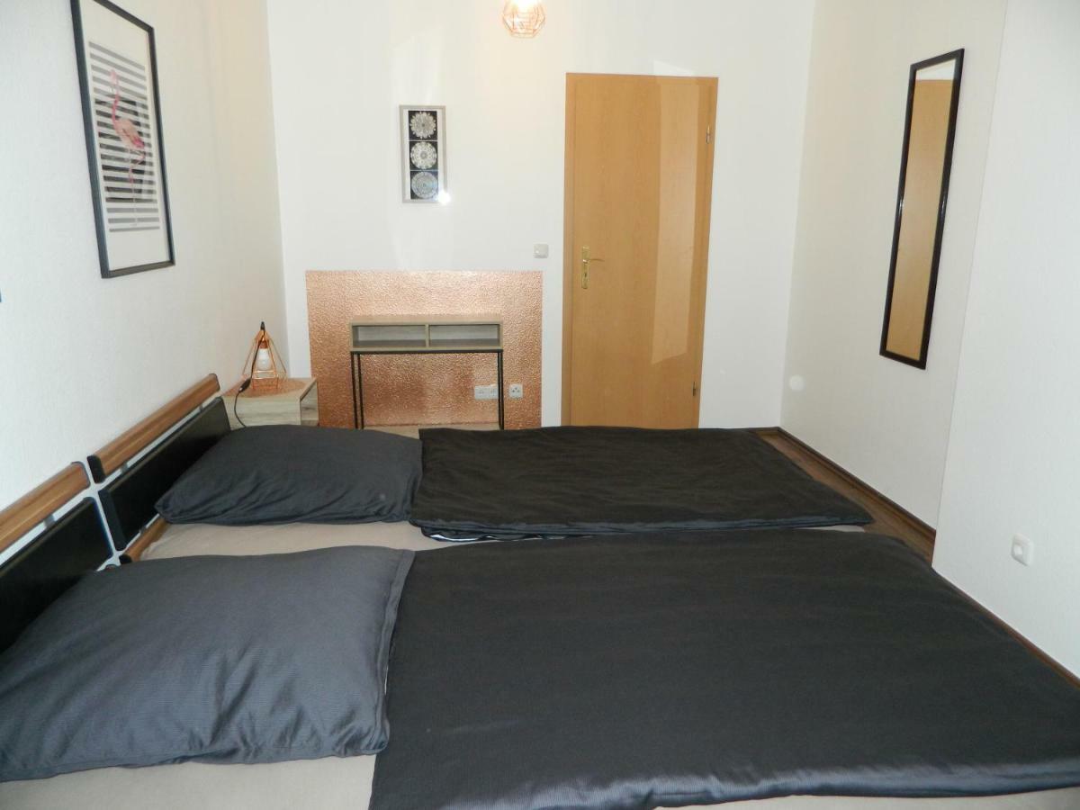Unter Den Linden Apartment Halbe Ngoại thất bức ảnh