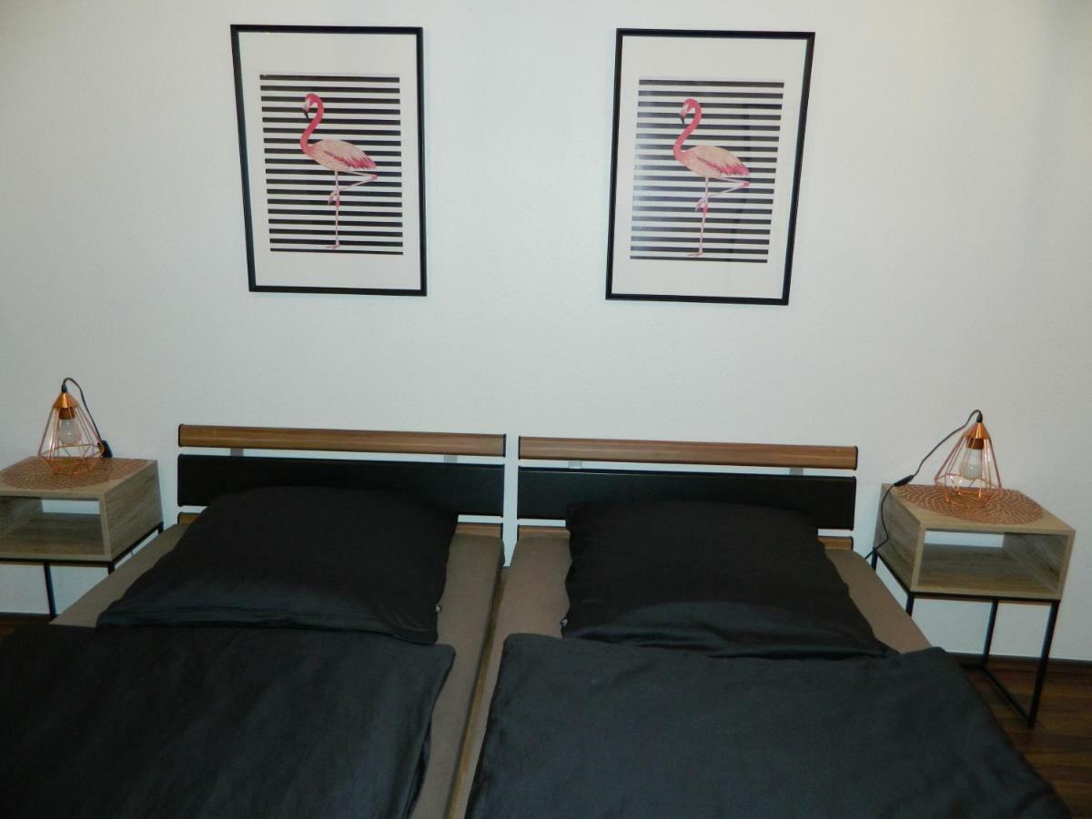 Unter Den Linden Apartment Halbe Ngoại thất bức ảnh