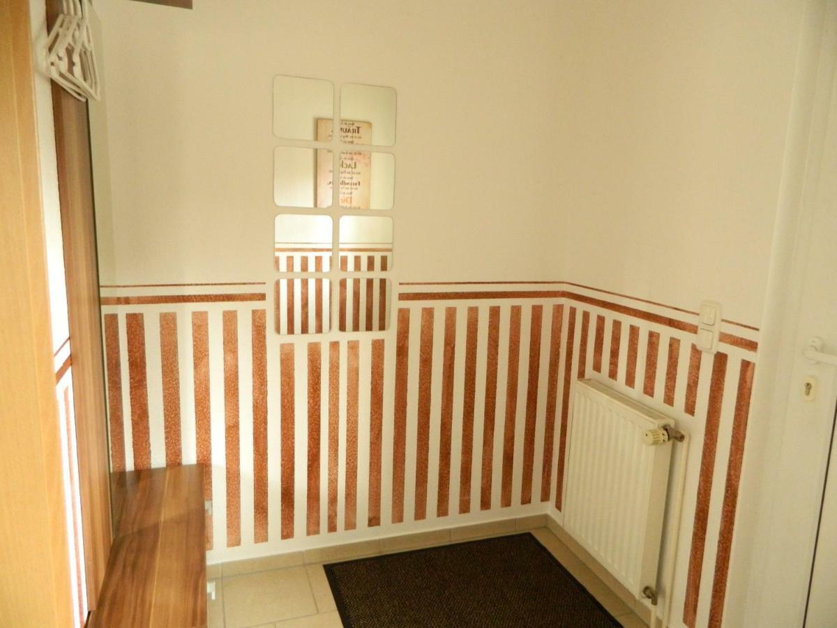 Unter Den Linden Apartment Halbe Ngoại thất bức ảnh